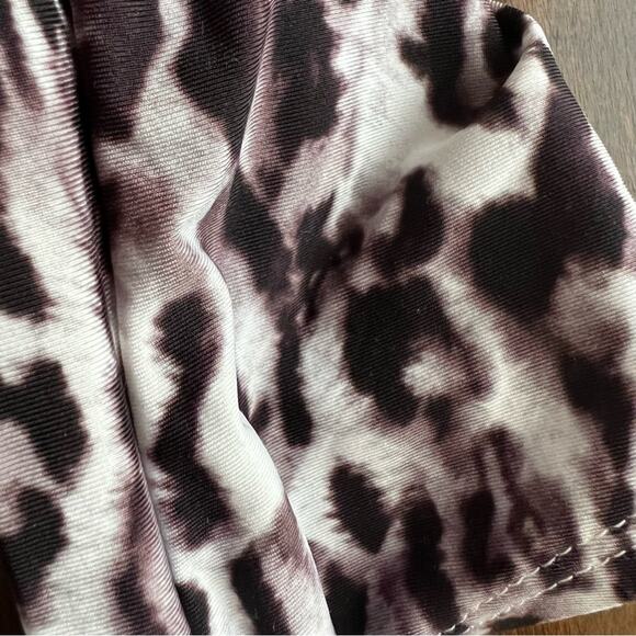 Becca Swimsuit 2 Piece Bikini Leopard print Set Size M - Picture 6 of 12